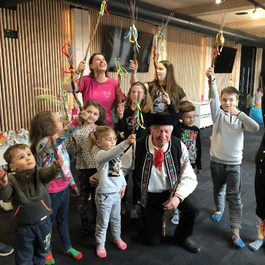 Upleť si svoj veľkonočný korbáč